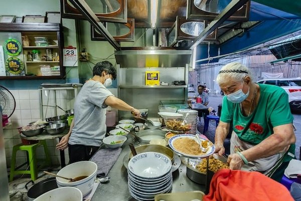 Plongeon dans l'histoire culinaire : des recettes médiévales revisitées au Puy du Fou