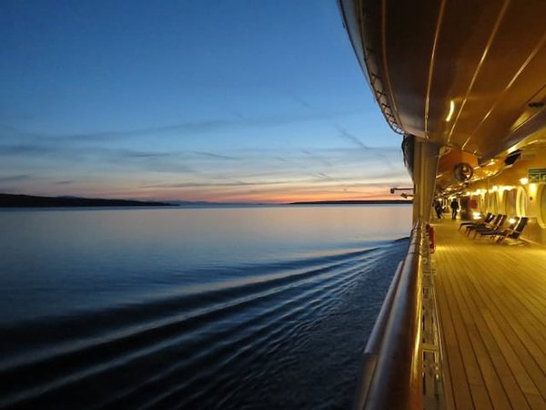 Croisières pour les amateurs de café : Découverte des plantations et dégustations